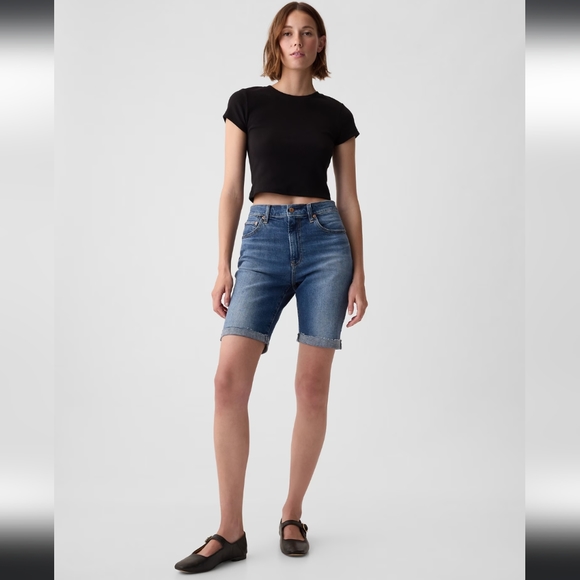 The Gap Women's 9" High Rise Bermuda Shorts Navy Blue Size US 27 - Picture 1 of 4